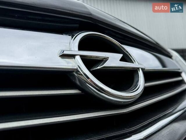 Черный Опель Астра, объемом двигателя 1.6 л и пробегом 152 тыс. км за 7200 $, фото 11 на Automoto.ua