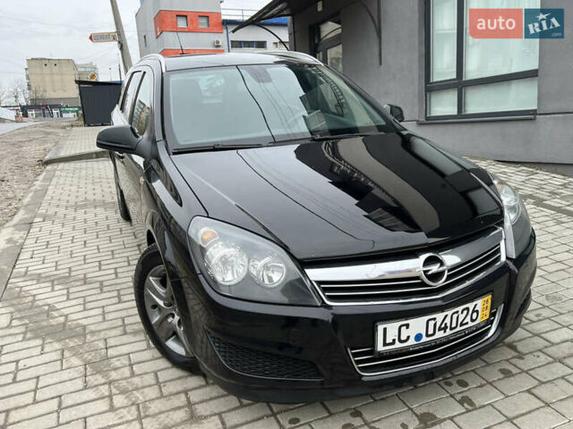 Черный Опель Астра, объемом двигателя 1.7 л и пробегом 264 тыс. км за 5799 $, фото 31 на Automoto.ua