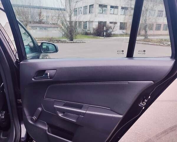 Черный Опель Астра, объемом двигателя 1.6 л и пробегом 172 тыс. км за 5350 $, фото 32 на Automoto.ua