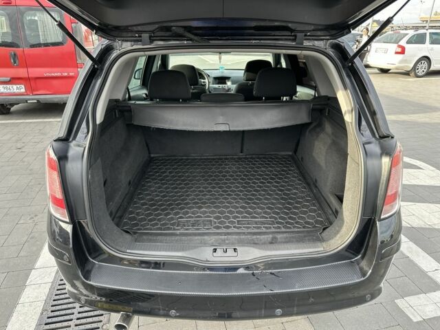 Опель Астра 2010 в Луцке на Automoto.ua Черный Опель Астра, объемом двигателя 1.6 л и пробегом 273 тыс. км за 4600 $, фото 14 на Automoto.ua