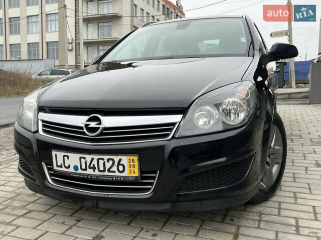 Черный Опель Астра, объемом двигателя 1.7 л и пробегом 264 тыс. км за 5799 $, фото 1 на Automoto.ua