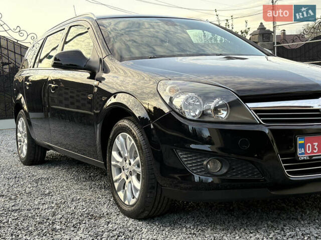 Черный Опель Астра, объемом двигателя 1.6 л и пробегом 252 тыс. км за 6400 $, фото 7 на Automoto.ua