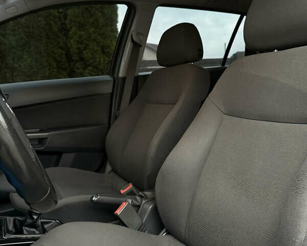 Чорний Опель Астра, об'ємом двигуна 1.6 л та пробігом 219 тис. км за 6200 $, фото 16 на Automoto.ua