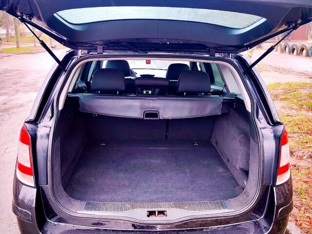 Чорний Опель Астра, об'ємом двигуна 1.6 л та пробігом 212 тис. км за 5750 $, фото 10 на Automoto.ua