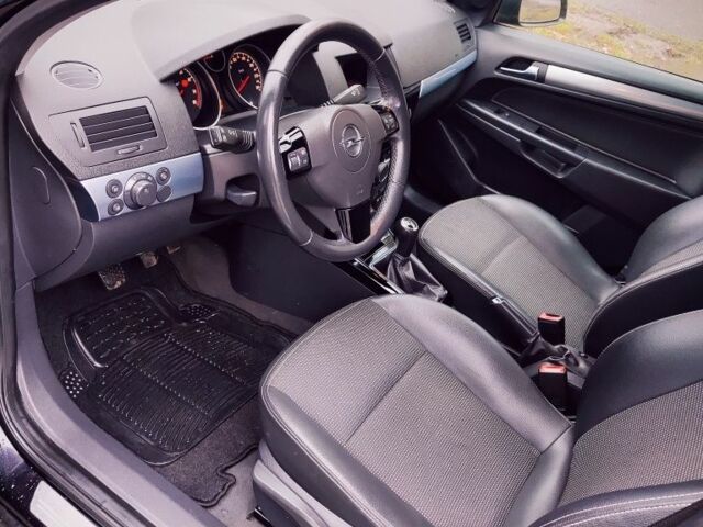 Чорний Опель Астра, об'ємом двигуна 1.6 л та пробігом 212 тис. км за 5750 $, фото 18 на Automoto.ua