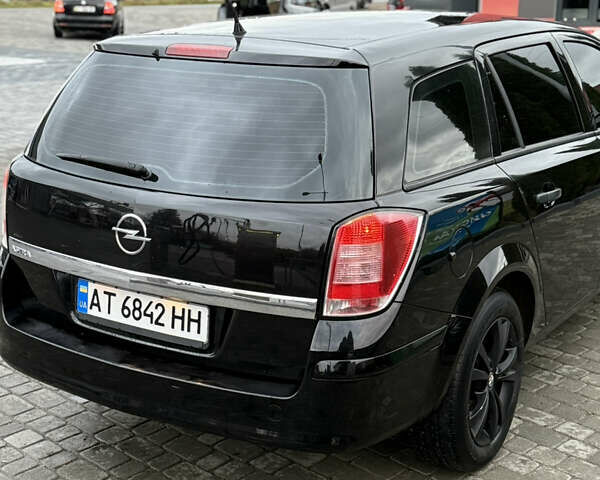 Чорний Опель Астра, об'ємом двигуна 1.6 л та пробігом 219 тис. км за 6200 $, фото 3 на Automoto.ua