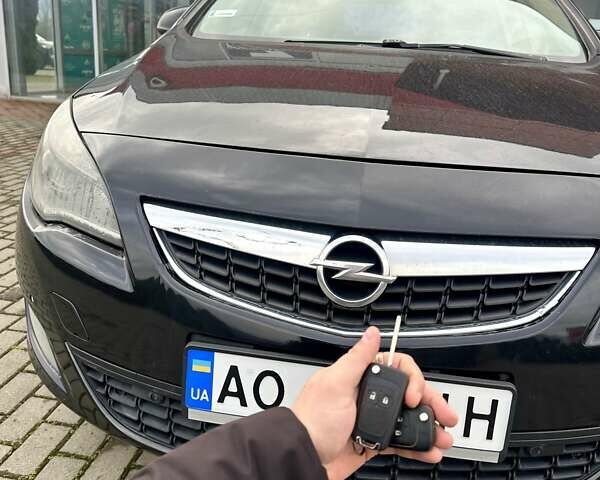 Чорний Опель Астра, об'ємом двигуна 1.69 л та пробігом 285 тис. км за 5999 $, фото 13 на Automoto.ua