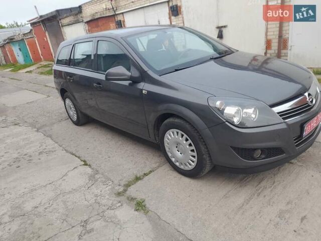 Чорний Опель Астра, об'ємом двигуна 1.6 л та пробігом 220 тис. км за 5650 $, фото 1 на Automoto.ua