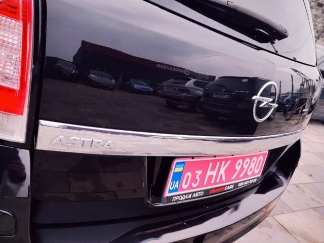 Черный Опель Астра, объемом двигателя 1.6 л и пробегом 237 тыс. км за 5350 $, фото 13 на Automoto.ua