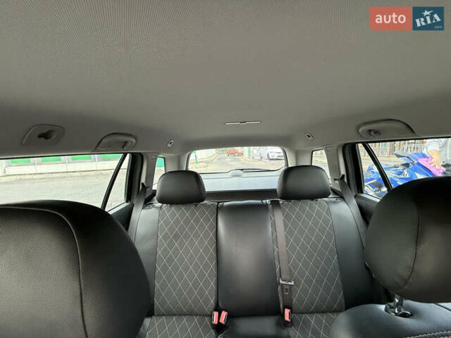 Черный Опель Астра, объемом двигателя 1.69 л и пробегом 334 тыс. км за 5900 $, фото 11 на Automoto.ua