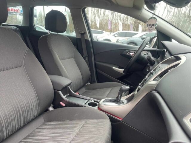 Черный Опель Астра, объемом двигателя 1.6 л и пробегом 172 тыс. км за 8600 $, фото 8 на Automoto.ua