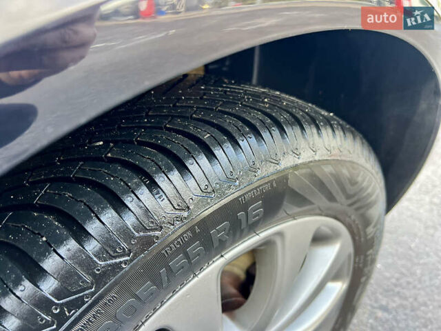 Опель Астра 2010 в Дубно на Automoto.ua Черный Опель Астра, объемом двигателя 1.6 л и пробегом 218 тыс. км за 5700 $, фото 28 на Automoto.ua