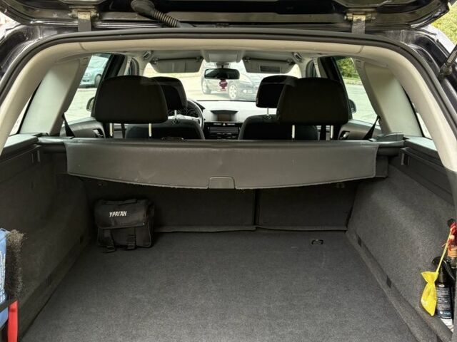 Опель Астра 2010 в Умани на Automoto.ua Черный Опель Астра, объемом двигателя 1.7 л и пробегом 240 тыс. км за 5600 $, фото 3 на Automoto.ua