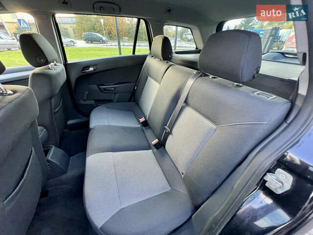 Опель Астра 2010 в Дубно на Automoto.ua Черный Опель Астра, объемом двигателя 1.6 л и пробегом 218 тыс. км за 5700 $, фото 57 на Automoto.ua