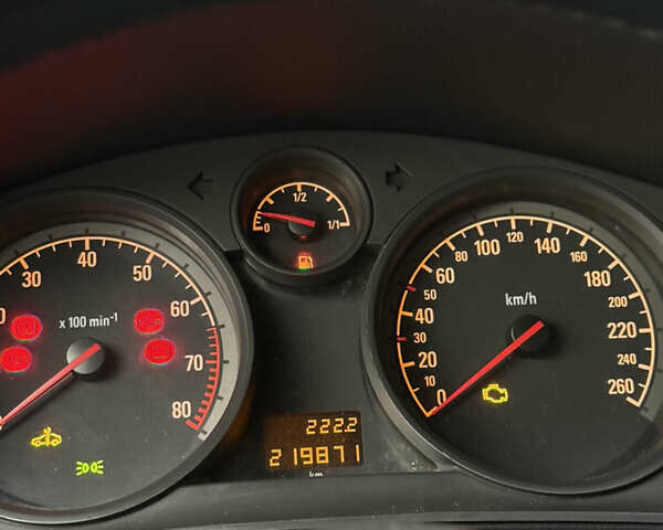 Чорний Опель Астра, об'ємом двигуна 1.6 л та пробігом 219 тис. км за 6200 $, фото 22 на Automoto.ua