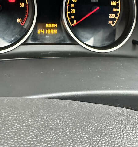 Черный Опель Астра, объемом двигателя 1.69 л и пробегом 242 тыс. км за 6200 $, фото 22 на Automoto.ua