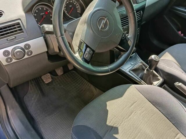 Чорний Опель Астра, об'ємом двигуна 0 л та пробігом 186 тис. км за 5500 $, фото 14 на Automoto.ua