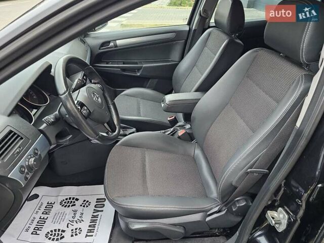 Чорний Опель Астра, об'ємом двигуна 1.6 л та пробігом 240 тис. км за 6290 $, фото 9 на Automoto.ua