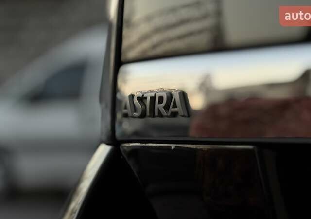 Черный Опель Астра, объемом двигателя 1.6 л и пробегом 205 тыс. км за 6150 $, фото 9 на Automoto.ua