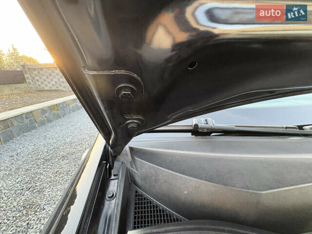 Черный Опель Астра, объемом двигателя 1.6 л и пробегом 252 тыс. км за 6400 $, фото 56 на Automoto.ua