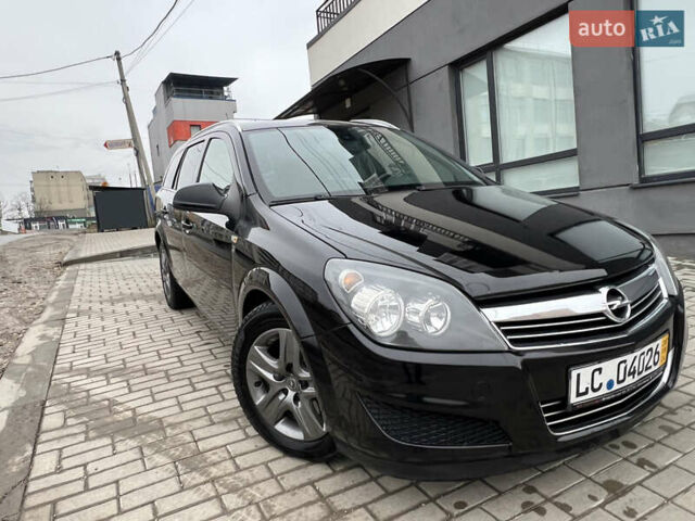 Черный Опель Астра, объемом двигателя 1.7 л и пробегом 264 тыс. км за 5799 $, фото 28 на Automoto.ua