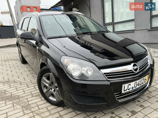 Черный Опель Астра, объемом двигателя 1.7 л и пробегом 264 тыс. км за 5799 $, фото 30 на Automoto.ua