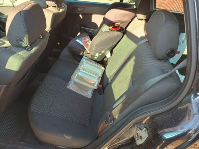 Черный Опель Астра, объемом двигателя 0 л и пробегом 325 тыс. км за 5700 $, фото 8 на Automoto.ua