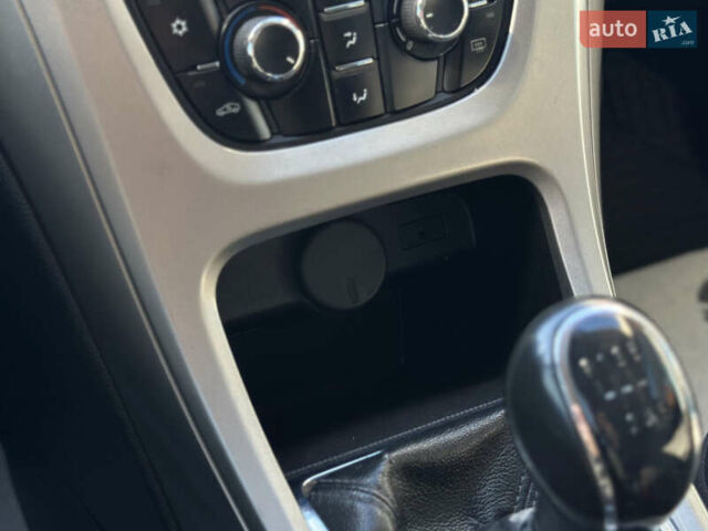 Черный Опель Астра, объемом двигателя 1.36 л и пробегом 250 тыс. км за 6200 $, фото 39 на Automoto.ua