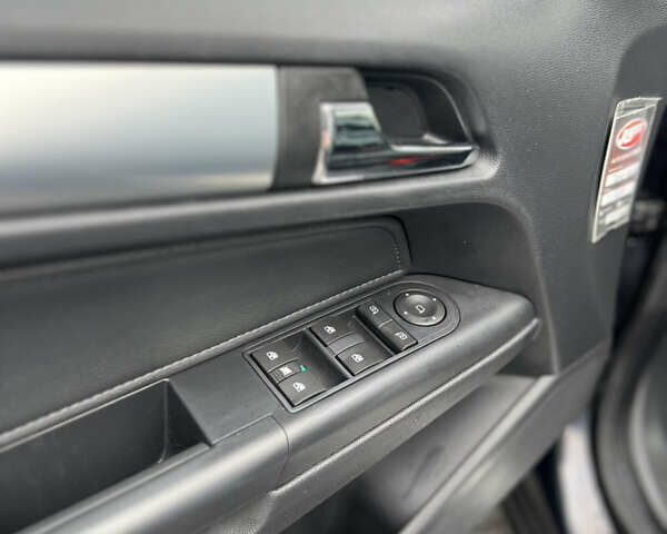 Черный Опель Астра, объемом двигателя 1.6 л и пробегом 250 тыс. км за 5600 $, фото 8 на Automoto.ua