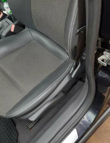 Черный Опель Астра, объемом двигателя 1.69 л и пробегом 252 тыс. км за 5600 $, фото 2 на Automoto.ua