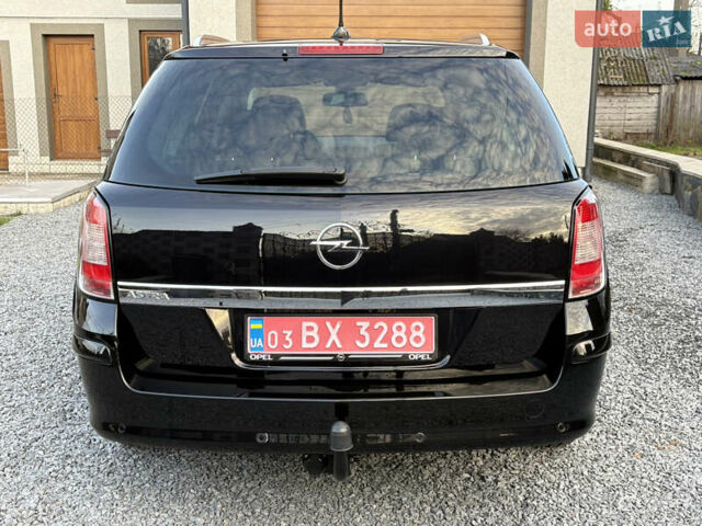 Черный Опель Астра, объемом двигателя 1.6 л и пробегом 252 тыс. км за 6400 $, фото 17 на Automoto.ua