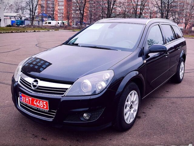 Черный Опель Астра, объемом двигателя 1.6 л и пробегом 172 тыс. км за 5350 $, фото 2 на Automoto.ua