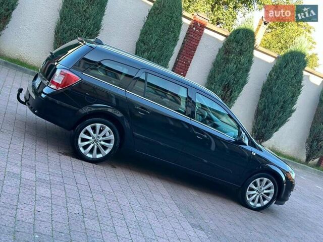 Черный Опель Астра, объемом двигателя 1.9 л и пробегом 310 тыс. км за 5500 $, фото 11 на Automoto.ua