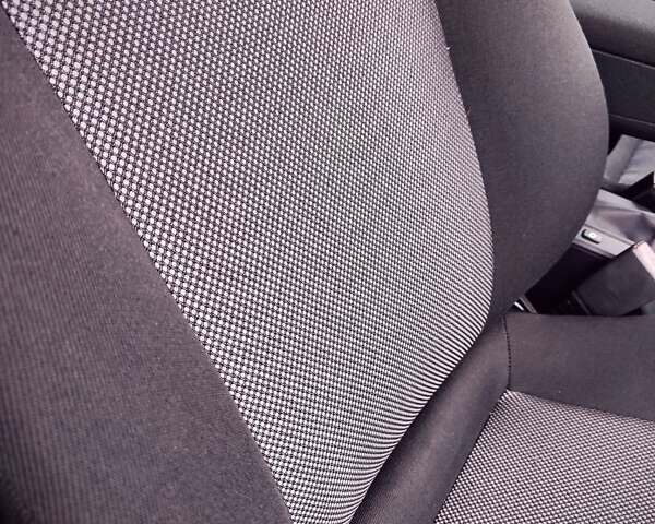 Черный Опель Астра, объемом двигателя 1.6 л и пробегом 237 тыс. км за 5350 $, фото 35 на Automoto.ua