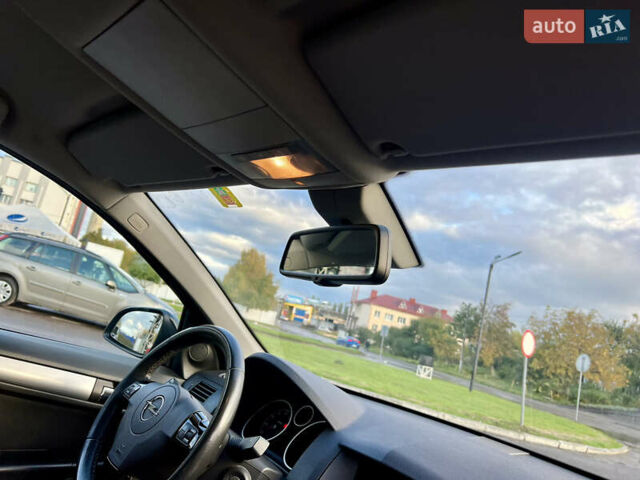 Опель Астра 2010 в Дубно на Automoto.ua Черный Опель Астра, объемом двигателя 1.6 л и пробегом 218 тыс. км за 5700 $, фото 50 на Automoto.ua