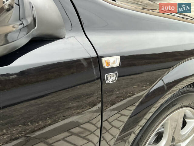 Черный Опель Астра, объемом двигателя 1.7 л и пробегом 264 тыс. км за 5799 $, фото 55 на Automoto.ua