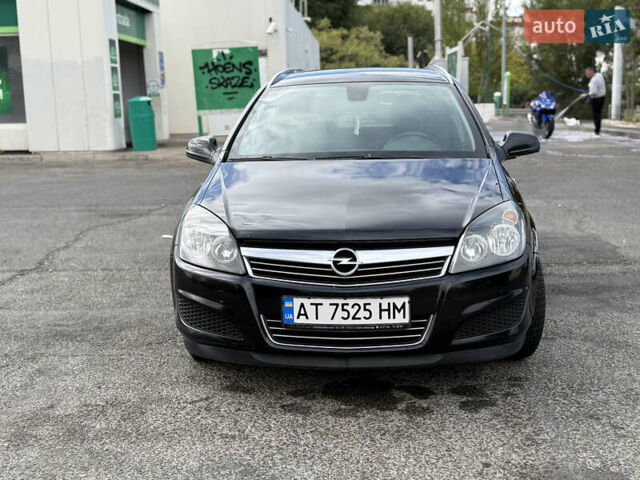 Черный Опель Астра, объемом двигателя 1.69 л и пробегом 334 тыс. км за 5900 $, фото 1 на Automoto.ua