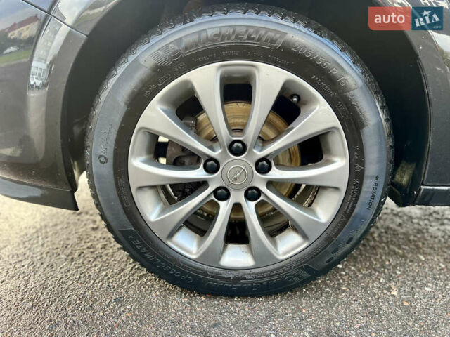 Опель Астра 2010 в Дубно на Automoto.ua Черный Опель Астра, объемом двигателя 1.6 л и пробегом 218 тыс. км за 5700 $, фото 27 на Automoto.ua