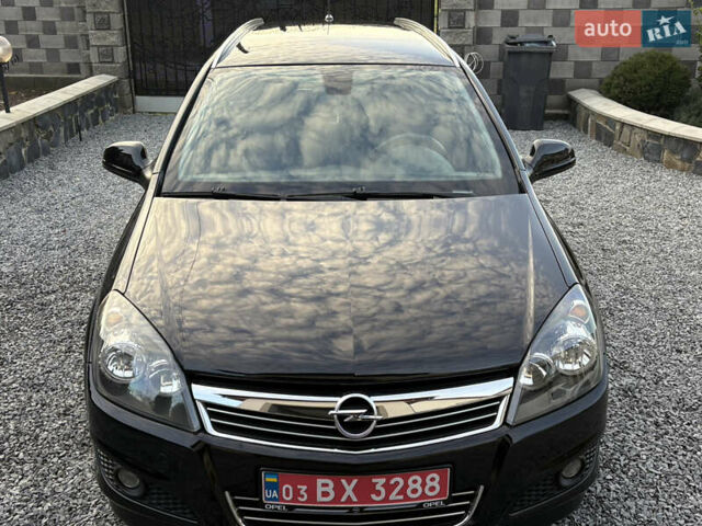 Черный Опель Астра, объемом двигателя 1.6 л и пробегом 252 тыс. км за 6400 $, фото 10 на Automoto.ua