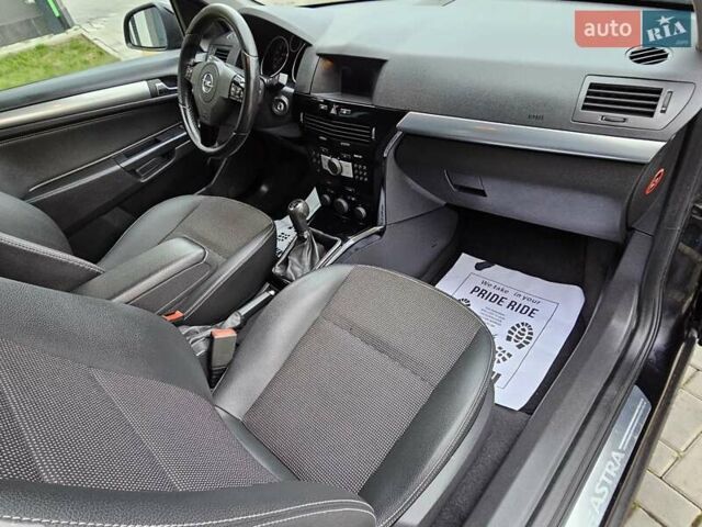 Чорний Опель Астра, об'ємом двигуна 1.6 л та пробігом 240 тис. км за 6290 $, фото 12 на Automoto.ua