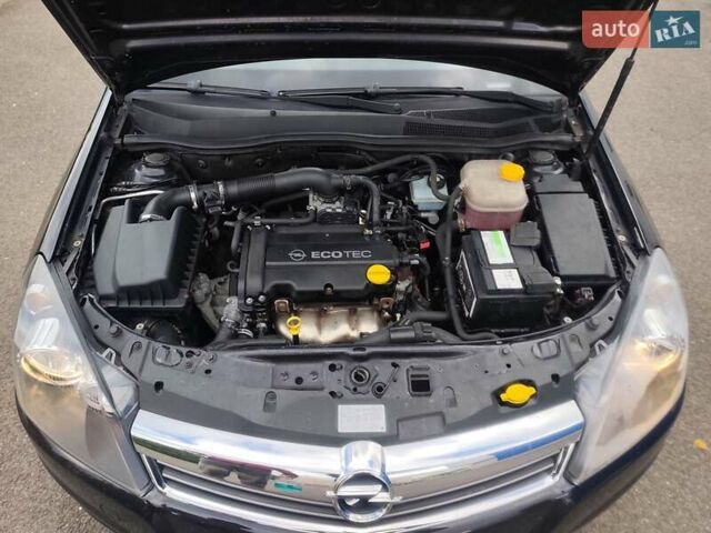 Опель Астра 2010 в Ковель на Automoto.ua Черный Опель Астра, объемом двигателя 1.4 л и пробегом 168 тыс. км за 5700 $, фото 14 на Automoto.ua