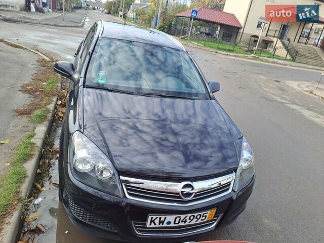 Черный Опель Астра, объемом двигателя 1.6 л и пробегом 209 тыс. км за 5100 $, фото 7 на Automoto.ua