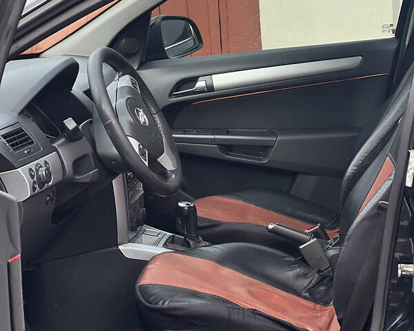 Чорний Опель Астра, об'ємом двигуна 1.69 л та пробігом 240 тис. км за 5899 $, фото 18 на Automoto.ua