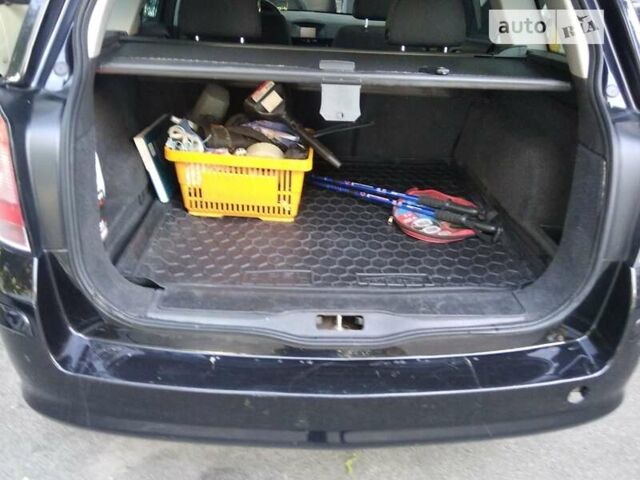 Черный Опель Астра, объемом двигателя 1.6 л и пробегом 252 тыс. км за 5250 $, фото 10 на Automoto.ua