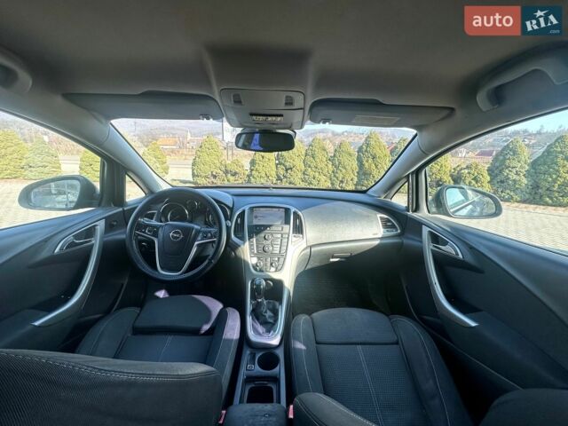 Черный Опель Астра, объемом двигателя 1.7 л и пробегом 285 тыс. км за 5999 $, фото 1 на Automoto.ua