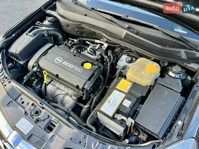 Опель Астра 2010 в Дубно на Automoto.ua Черный Опель Астра, объемом двигателя 1.6 л и пробегом 218 тыс. км за 5700 $, фото 67 на Automoto.ua