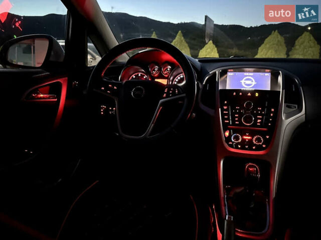 Чорний Опель Астра, об'ємом двигуна 1.69 л та пробігом 285 тис. км за 5999 $, фото 6 на Automoto.ua