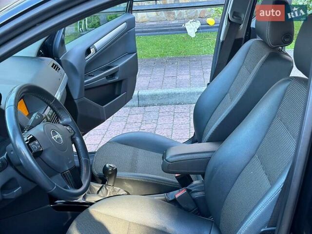 Черный Опель Астра, объемом двигателя 1.91 л и пробегом 310 тыс. км за 5700 $, фото 28 на Automoto.ua