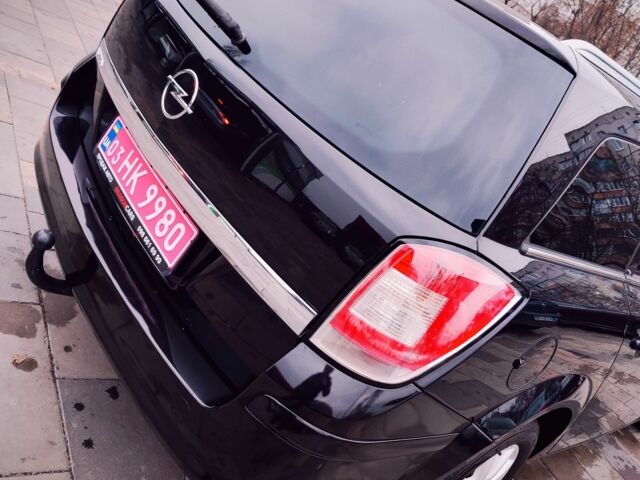 Черный Опель Астра, объемом двигателя 1.6 л и пробегом 237 тыс. км за 5350 $, фото 10 на Automoto.ua