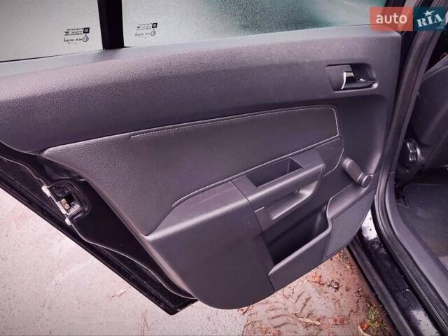 Черный Опель Астра, объемом двигателя 1.6 л и пробегом 212 тыс. км за 5750 $, фото 26 на Automoto.ua